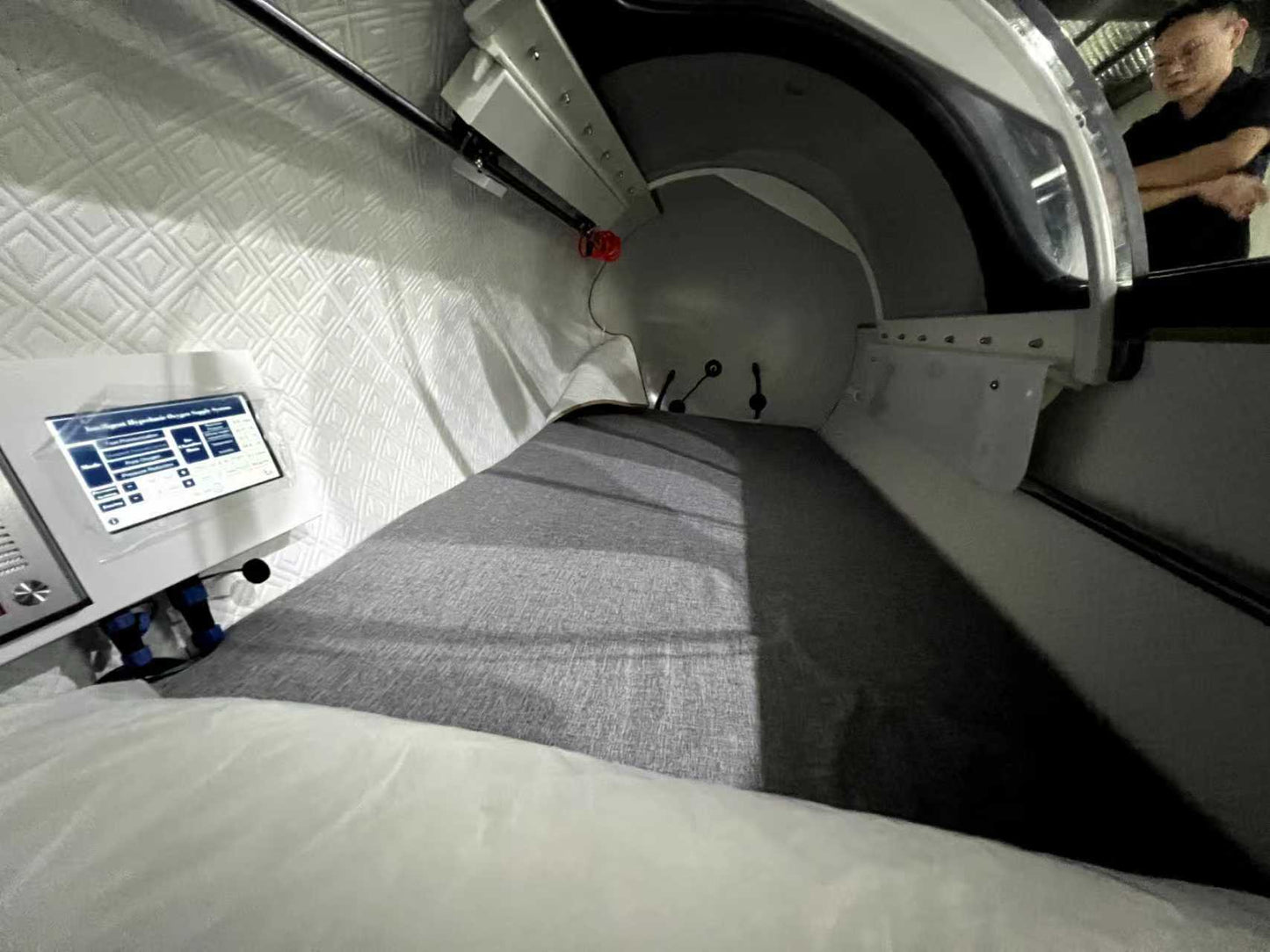 TimeCapsule C750+ Aluminum Alloy Hyperbaric Chamber Premier Edition